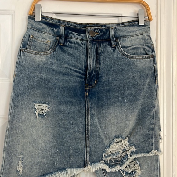 Jeans jean skirt over jeans, distressed flared legs, but cropped , very bohemian - Picture 2 of 6